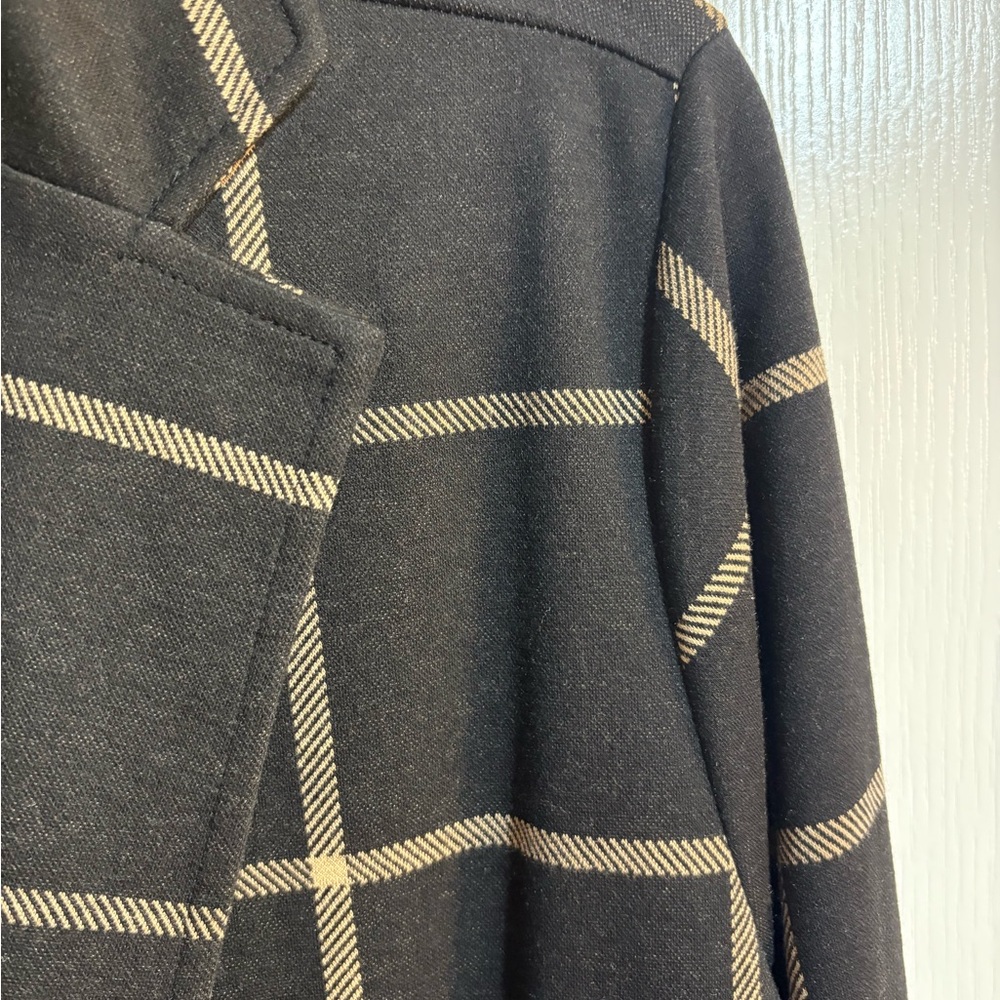 Maurices Black and Tan Checkered Blazer NWT - Picture 2 of 4